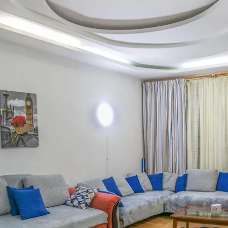 Apartment 3-room On Malopodvalna St